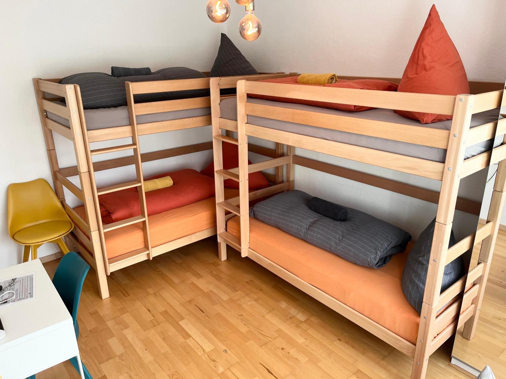 Gemuetliche Privatzimmer Mit Geteiltem Bad, Kueche Und Garten Monachium Zewnętrze zdjęcie